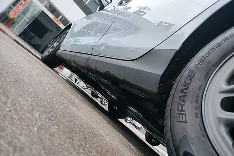 Used BYD Qin PLUS 2025 DM-i Smart Drive 55KM Leading Model Left Side Sill
