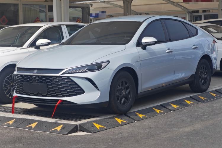 Used BYD Qin PLUS 2025 DM-i Smart Drive 55KM Leading Model Guazi used car, China used car export, Used car for sale, Used BYD cars, Cheapest cars for sale