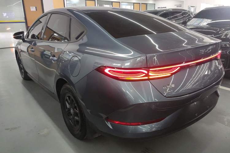 Used BYD Qin PLUS 2025 DM-i Smart Drive 55KM Leading Model Rear Left 45 Deg