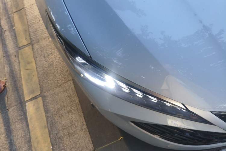 Used BYD Qin PLUS 2025 DM-i Smart Drive 55KM Leading Model Right Front Headlight