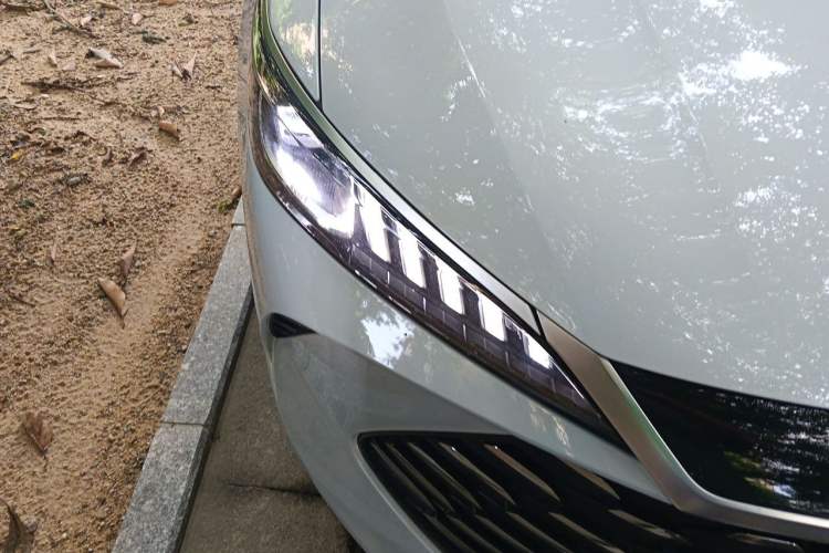 Used BYD Qin PLUS  Right Front Headlight