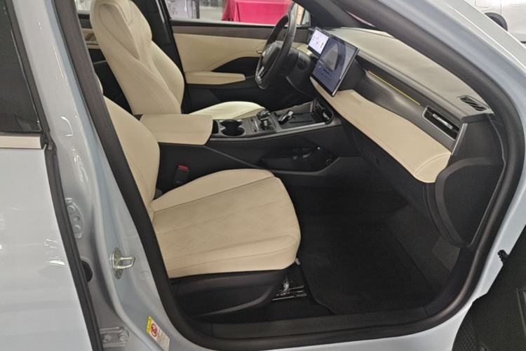 Used BYD Qin PLUS 2025 EV Smart Drive Version 510KM Beyond Model Right Front Seat
