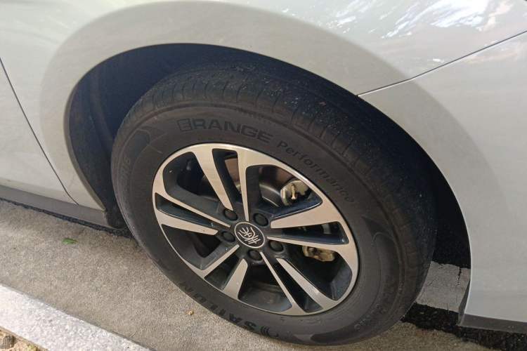 Used BYD Qin PLUS  Right Front Wheel Hub