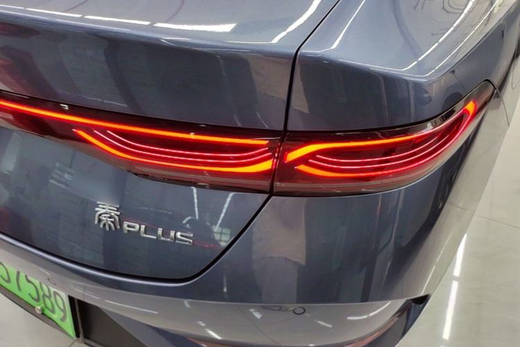 Used BYD Qin PLUS 2025 DM-i Smart Drive 55KM Leading Model Right Rear Taillight