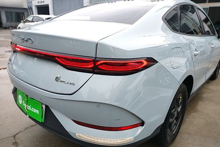 Used BYD Qin PLUS 2025 DM-i Smart Drive 55KM Leading Model Right Rear Taillight
