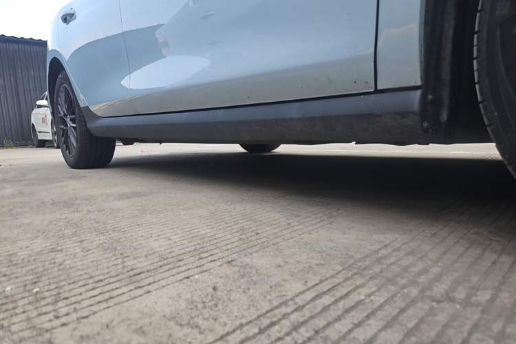 Used BYD Qin PLUS 2025 EV Smart Drive Edition 510KM Leading Model Right Side Sill