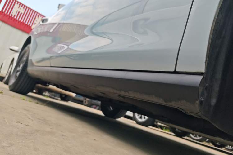 Used BYD Qin PLUS 2025 DM-i Smart Drive 55KM Leading Model Right Side Sill
