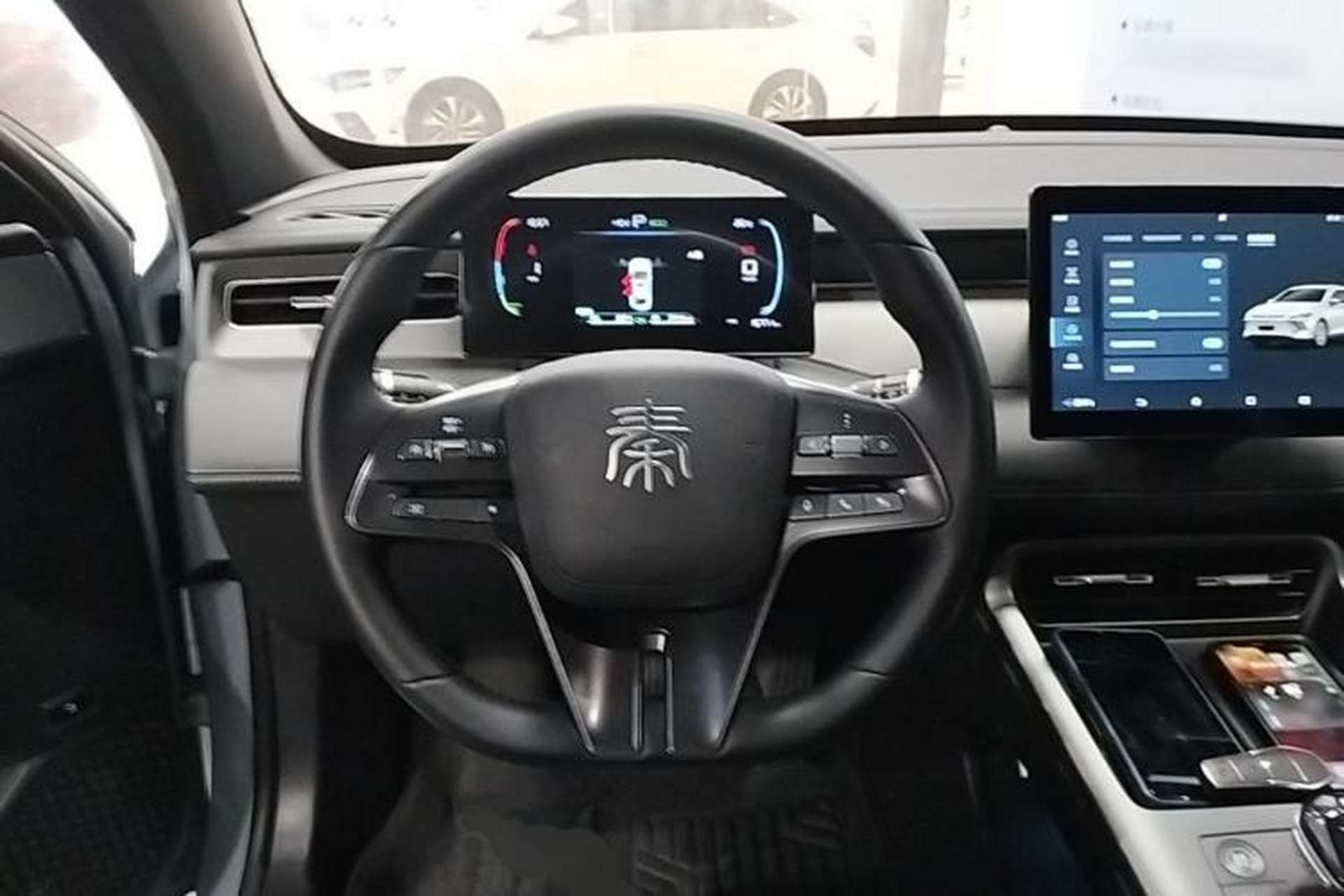 Used BYD Qin PLUS 2025 DM-i Smart Drive 55KM Leading Model Steering Wheel