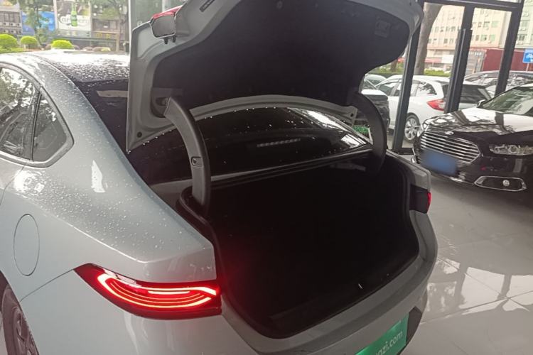Used BYD Qin PLUS 2025 DM-i Smart Drive 55KM Leading Model Trunk