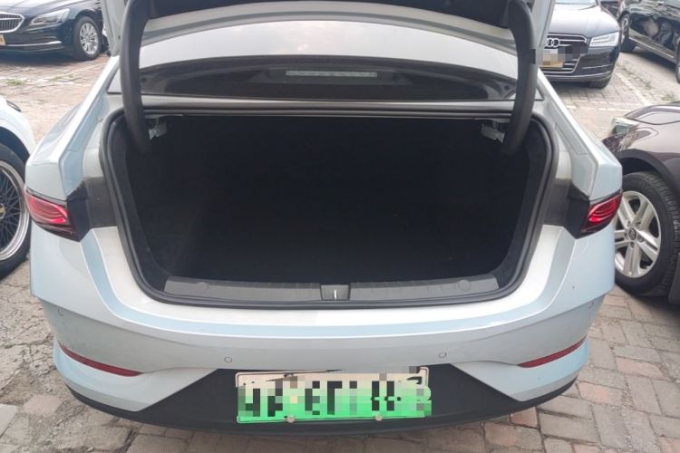 Used BYD Qin PLUS 2025 DM-i Smart Drive 55KM Leading Model Trunk