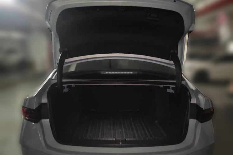 Used BYD Qin PLUS 2025 DM-i Smart Drive 55KM Leading Model Trunk