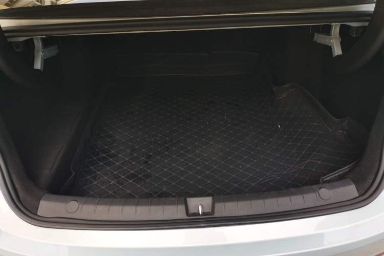 Used BYD Qin PLUS 2025 DM-i Smart Drive 55KM Leading Model Trunk