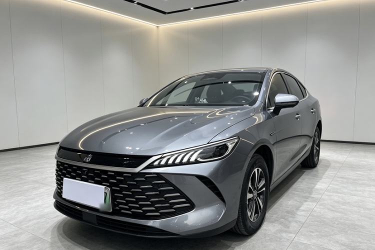 BYD Qin PLUS 2025 DM-i Smart Drive 120KM Superior Model