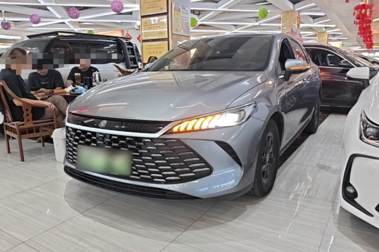 BYD Qin PLUS 2025 DM-i Smart Drive 55KM Leading Model