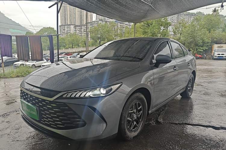 BYD Qin PLUS 2025 DM-i Smart Drive 55KM Leading Model