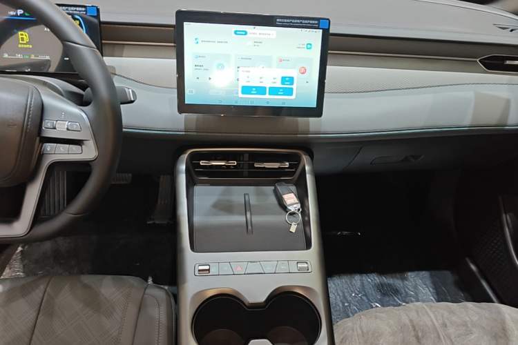 Used BYD Qin PLUS  Audio And AC Panel