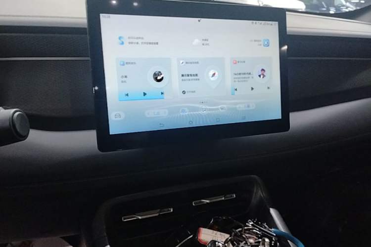 Used BYD Qin PLUS 2025 DM-i Smart Drive 55KM Leading Model Audio And AC Panel