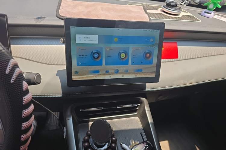 Used BYD Qin PLUS 2025 DM-i Smart Drive 55KM Leading Model Audio And AC Panel