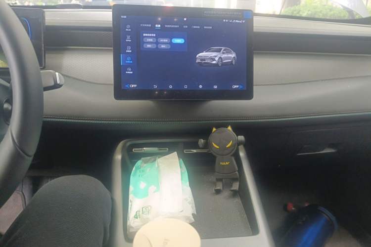 Used BYD Qin PLUS  Audio And AC Panel