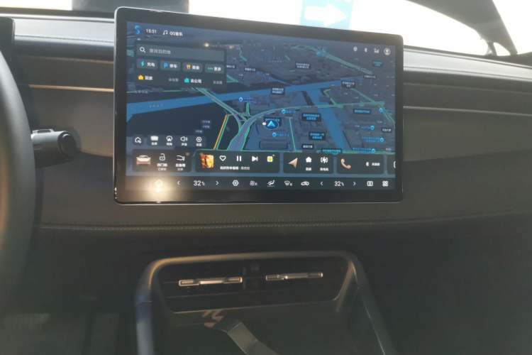 Used BYD Qin PLUS 2025 EV Smart Drive Edition 510KM Leading Model Audio And AC Panel