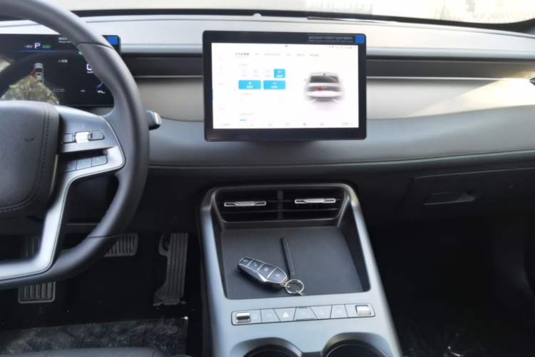 Used BYD Qin PLUS  Audio And AC Panel