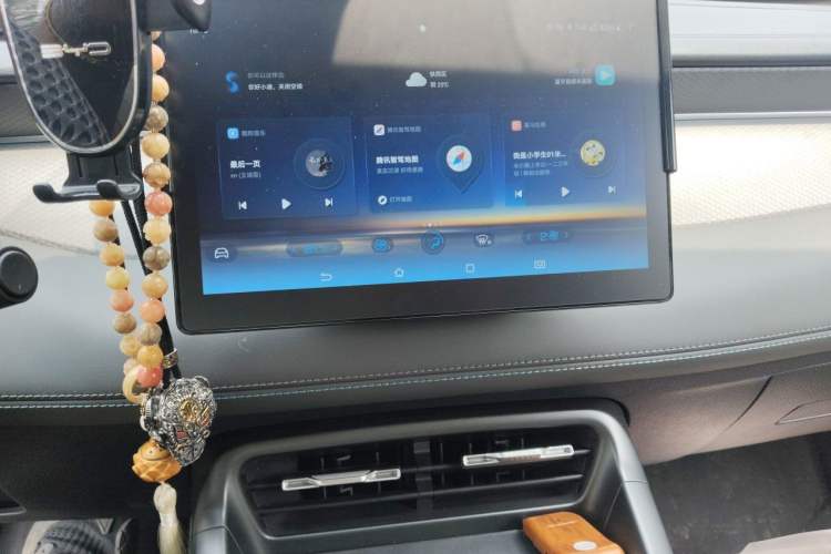 Used BYD Qin PLUS 2025 DM-i Smart Drive 55KM Leading Model Audio And AC Panel