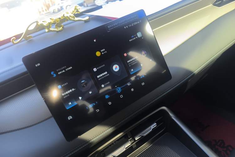 Used BYD Qin PLUS  Audio And AC Panel