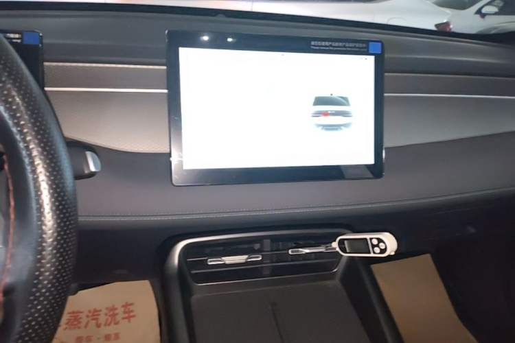 Used BYD Qin PLUS  Audio And AC Panel