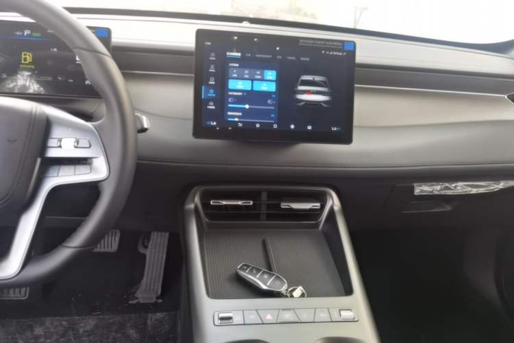 Used BYD Qin PLUS  Audio And AC Panel