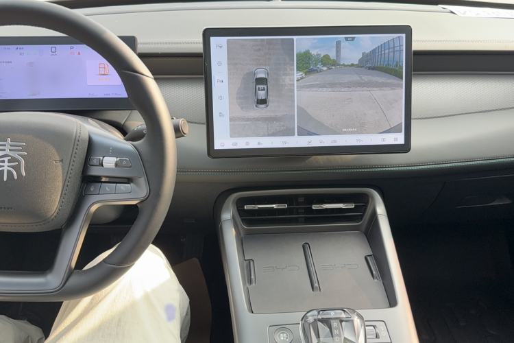 Used BYD Qin PLUS 2025 DM-i Smart Drive 55KM Beyond Model Audio And AC Panel