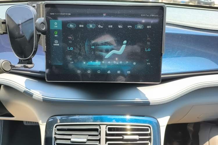 Used BYD Qin PLUS 2025 EV 510KM Standard Range Model Audio And AC Panel