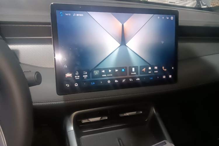 Used BYD Qin PLUS 2025 EV Smart Drive Edition 510KM Leading Model Audio And AC Panel