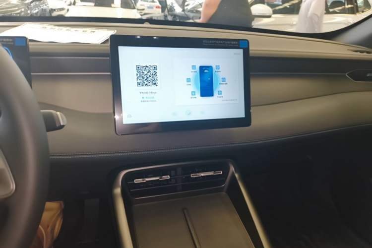Used BYD Qin PLUS  Audio And AC Panel