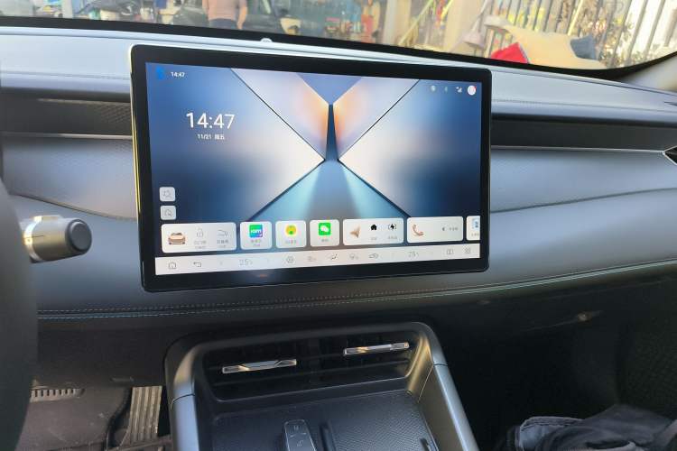 Used BYD Qin PLUS 2025 EV Smart Drive Edition 420KM Leading Model Audio And AC Panel