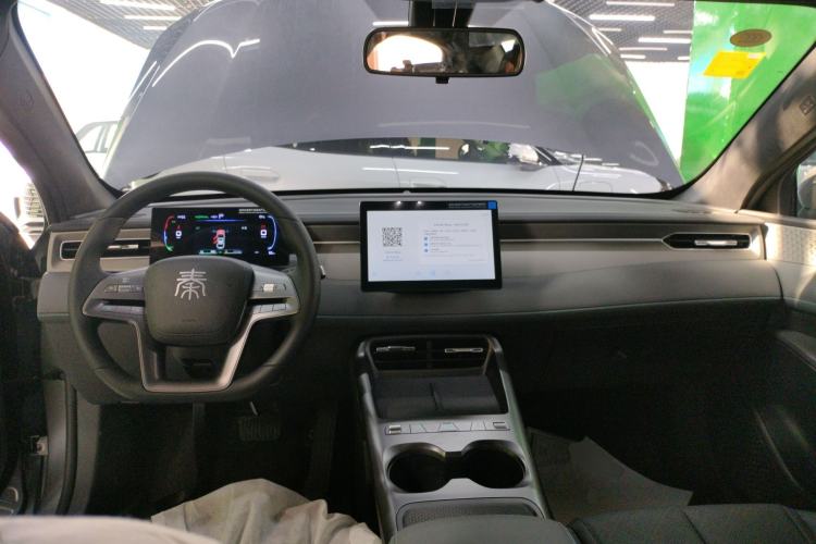 Used BYD Qin PLUS  Center Console