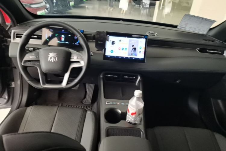 Used BYD Qin PLUS  Center Console