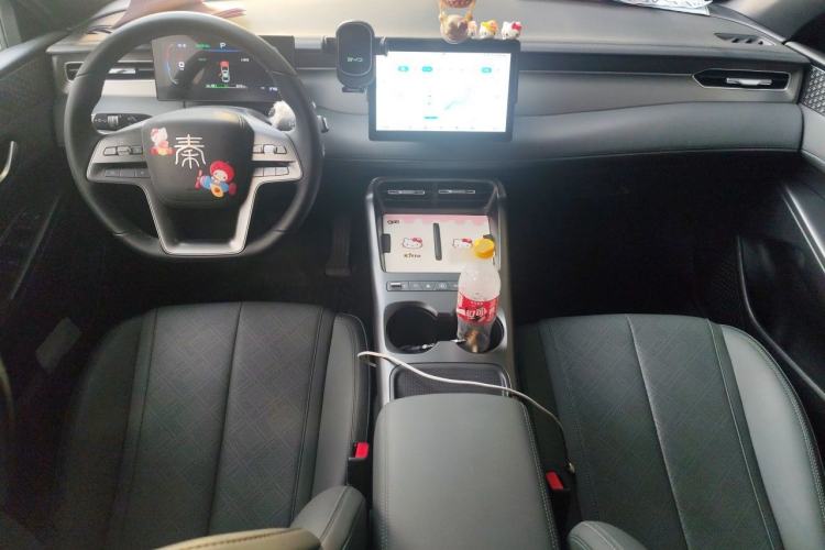 Used BYD Qin PLUS  Center Console