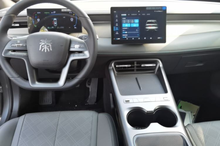Used BYD Qin PLUS  Center Console