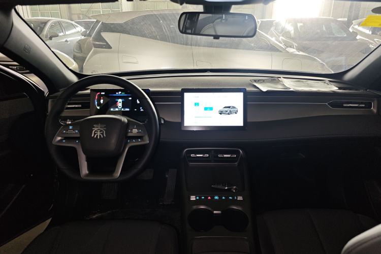 Used BYD Qin PLUS  Center Console