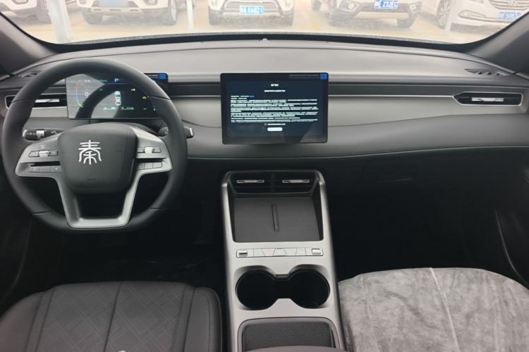 Used BYD Qin PLUS  Center Console