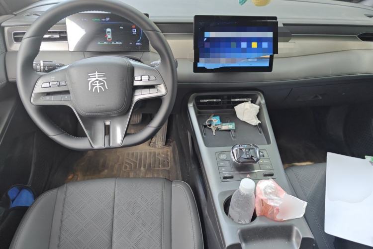 Used BYD Qin PLUS 2025 DM-i Smart Drive 55KM Leading Model Center Console