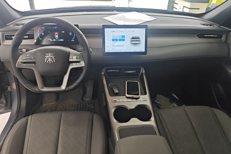 Used BYD Qin PLUS  Center Console