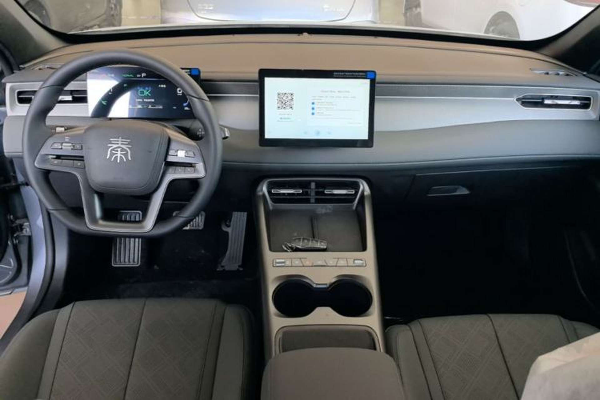 Used BYD Qin PLUS  Center Console