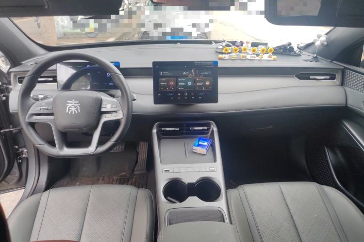 Used BYD Qin PLUS  Center Console
