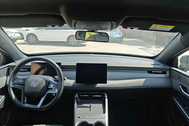 Used BYD Qin PLUS  Center Console