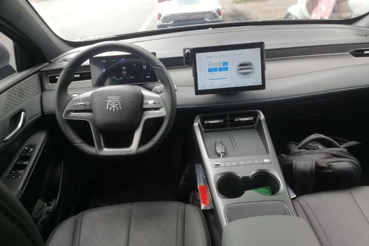 Used BYD Qin PLUS  Center Console