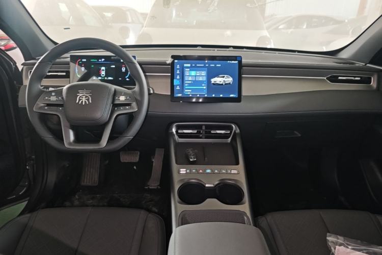 Used BYD Qin PLUS  Center Console