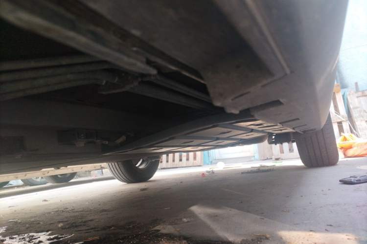 Used BYD Qin PLUS 2025 DM-i Smart Drive 55KM Leading Model Chassis Front Left