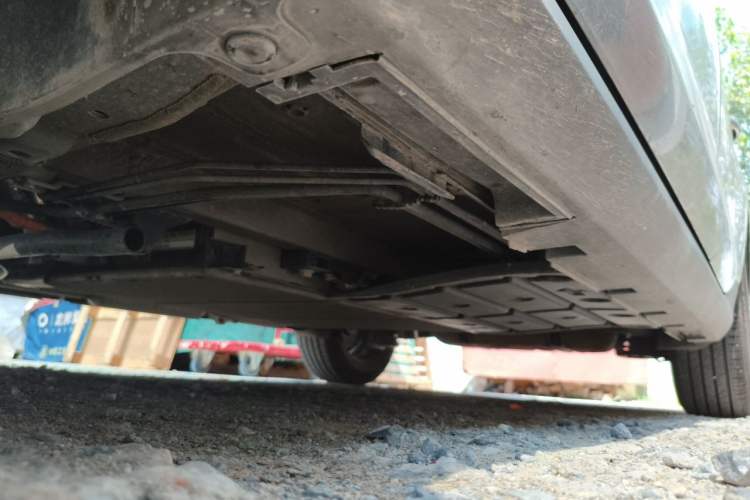 Used BYD Qin PLUS 2025 DM-i Smart Drive 55KM Leading Model Chassis Front Left