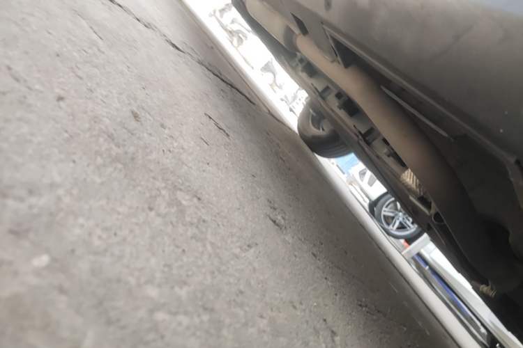 Used BYD Qin PLUS 2025 DM-i Smart Drive 55KM Leading Model Chassis Front Right